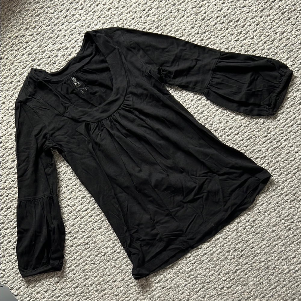 Black Women's Scoop Neck Top Long Sleeve